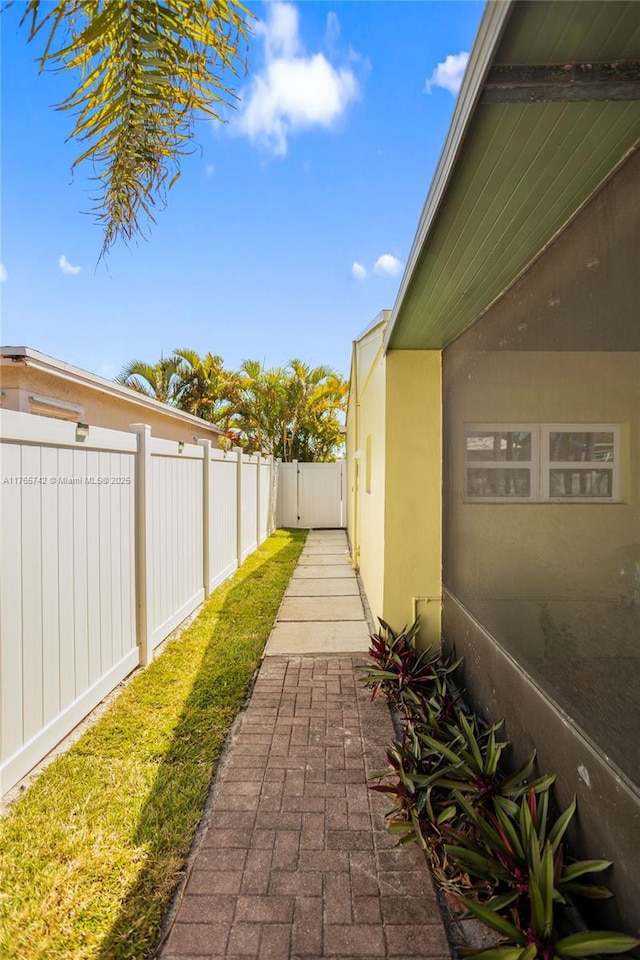 5233 NE 4th Ave, Oakland Park, FL 33334 - exterior space featuring a fenced backyard