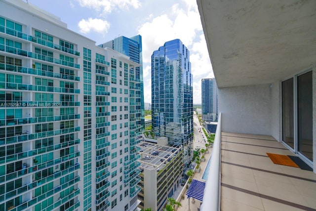 1200 Brickell Bay Dr Unit 2107, Miami, FL 33131 - photo 1