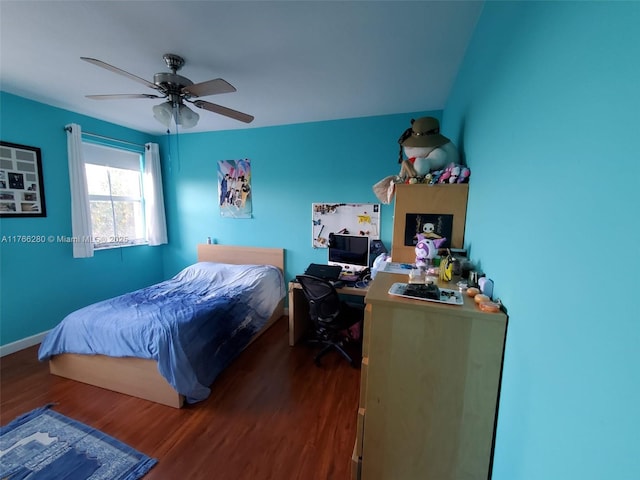 11009 NW 80th Ln, Doral, FL 33178 - bedroom with wood finished floors, a ceiling fan, and a desk