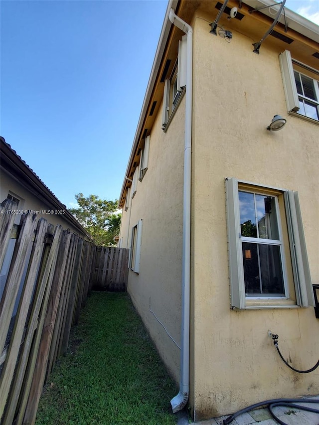11009 NW 80th Ln, Doral, FL 33178 - view of home's exterior featuring stucco siding