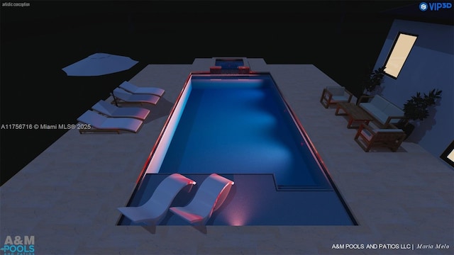 view of swimming pool