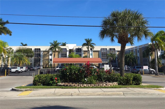 3040 NE 16th Ave Unit 104, Oakland Park, FL 33334 - photo 34