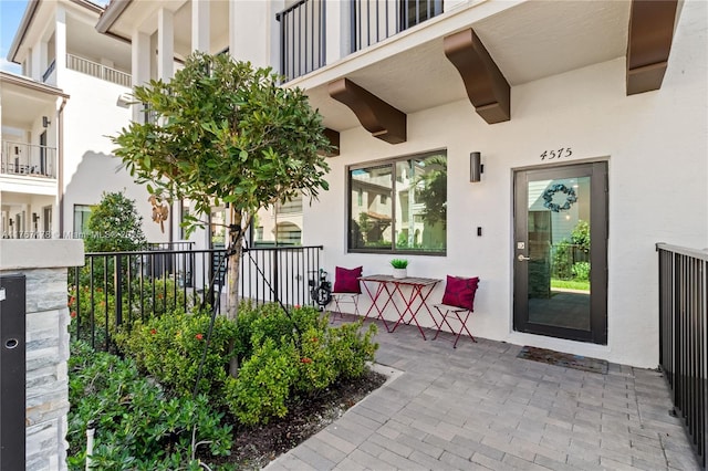 4575 NW 83rd Pkwy Unit 4575, Doral, FL 33166 - property entrance featuring stucco siding