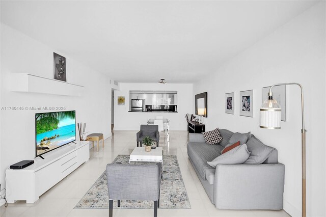 19370 Collins Ave Unit 1504, Sunny Isles Beach, FL 33160 - living room with visible vents