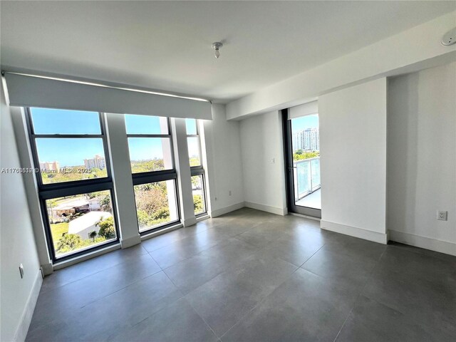 13800 Highland Dr Unit 601, North Miami Beach, FL 33181 - photo 22