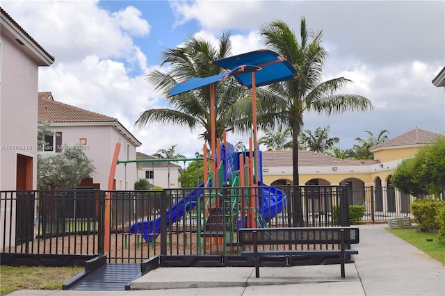 17347 NW 7th Ave Unit 907, Miami Gardens, FL 33169 - view of community jungle gym