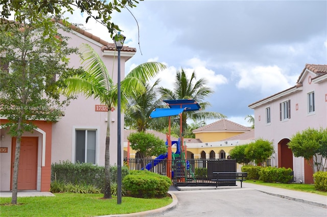 17347 NW 7th Ave Unit 907, Miami Gardens, FL 33169 - surrounding community with playground community
