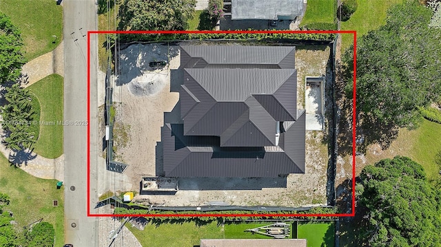 view from above of property featuring property parcel outlined
