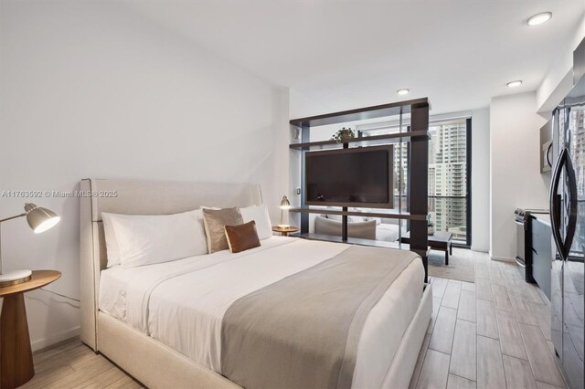 398 NE 5th St Unit 1516, Miami, FL 33132 - photo 2