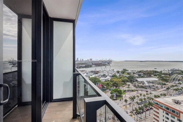 398 NE 5th St Unit 1516, Miami, FL 33132 - photo 6