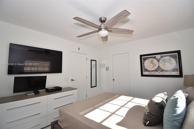 710 Lake Blvd, Weston, FL 33326 - bedroom with ceiling fan