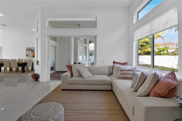 710 Lake Blvd, Weston, FL 33326 - living area featuring a high ceiling and recessed lighting