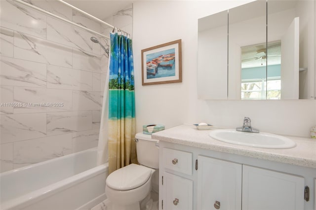 5000 NW 36th St Unit 509, Lauderdale Lakes, FL 33319 - bathroom with shower / tub combo with curtain, toilet, and vanity