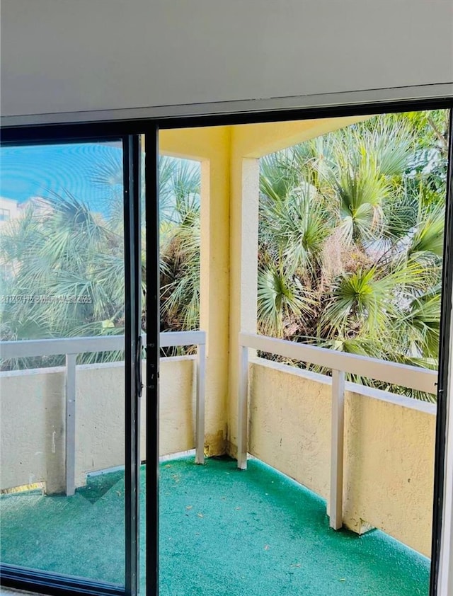 8290 Lake Dr Unit 310, Doral, FL 33166 - photo 7