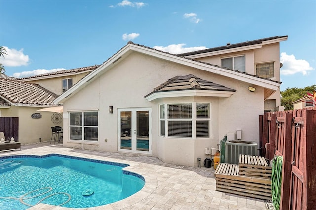 5081 SW 154th Pl, Miami, FL 33185 - multi unit property featuring an attached garage, stucco siding, fence, and driveway