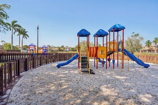 5081 SW 154th Pl, Miami, FL 33185 - community jungle gym with fence