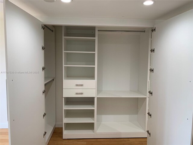 540 Brickell Key Dr Unit 407, Miami, FL 33131 - photo 7