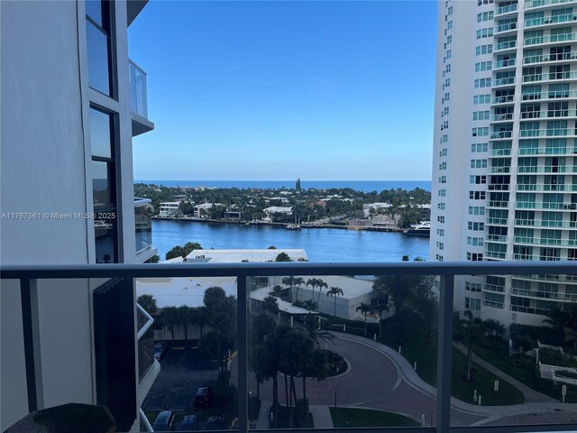 20281 E Country Club Dr Unit 810, Aventura, FL 33180 - view of water feature