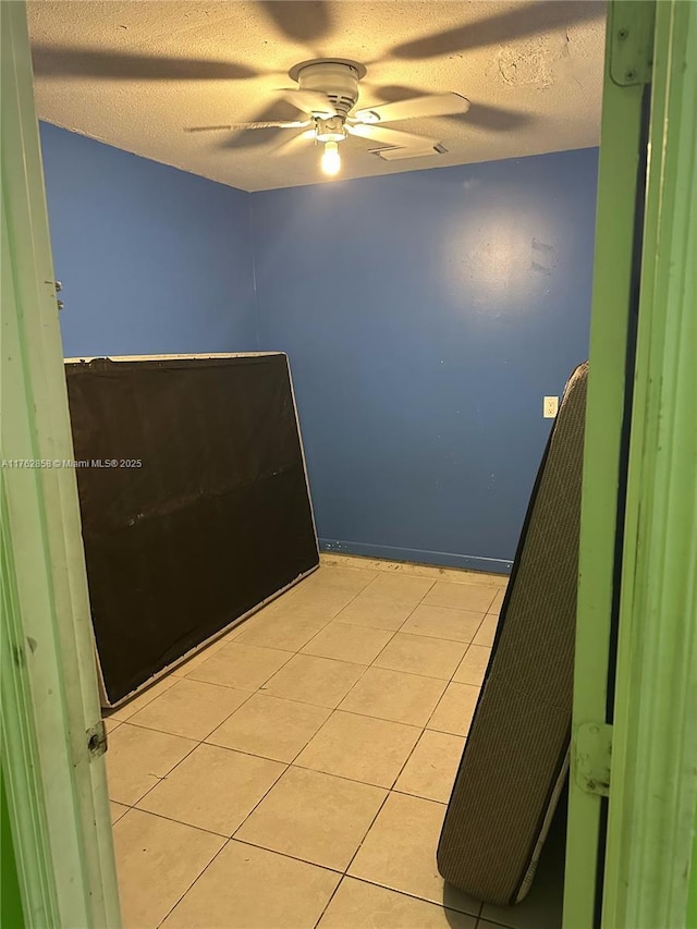 909 Canton Ave, Lehigh Acres, FL 33972 - photo 16
