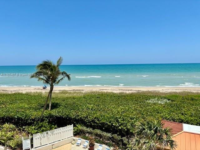 10410 S Ocean Dr Unit 504, Jensen Beach, FL 34957 - water view featuring local beach