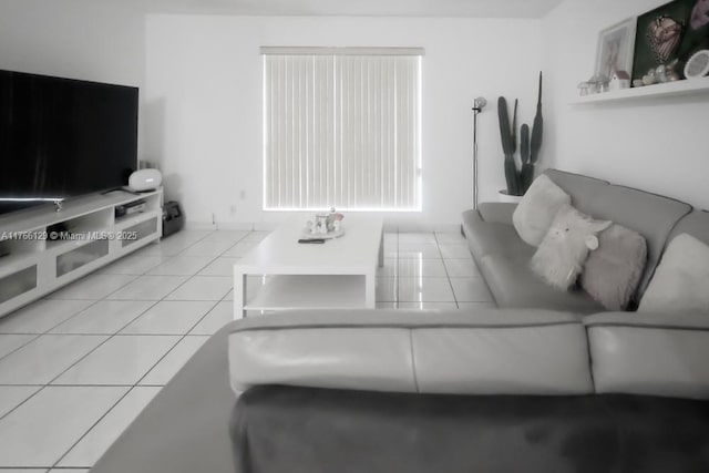 10772 N Kendall Dr Unit G5, Miami, FL 33176 - view of tiled living area