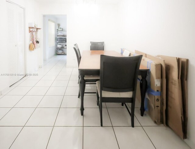 10772 N Kendall Dr Unit G5, Miami, FL 33176 - dining area featuring light tile patterned floors