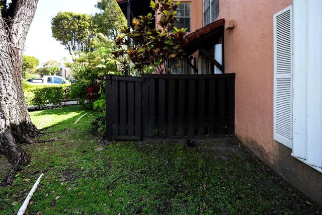 10772 N Kendall Dr Unit G5, Miami, FL 33176 - view of gate