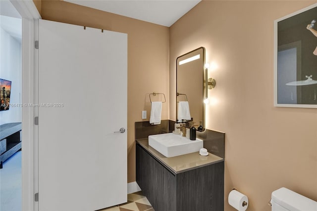 601 NE 1st Ave Unit 5115, Miami, FL 33132 - half bath featuring toilet and vanity