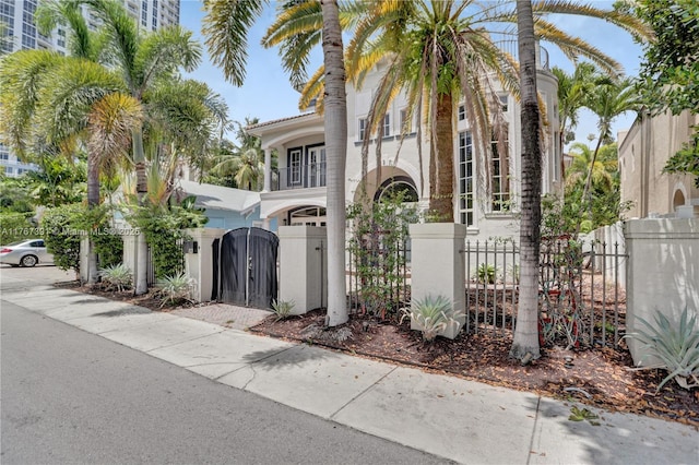 821 SE 2nd Ct, Fort Lauderdale, FL 33301 - photo 2