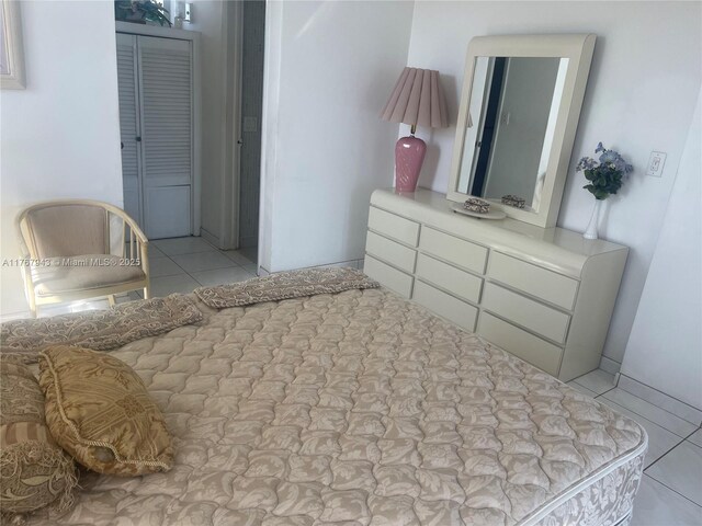 2910 Point E Dr Unit M414, Aventura, FL 33160 - bedroom featuring tile patterned flooring