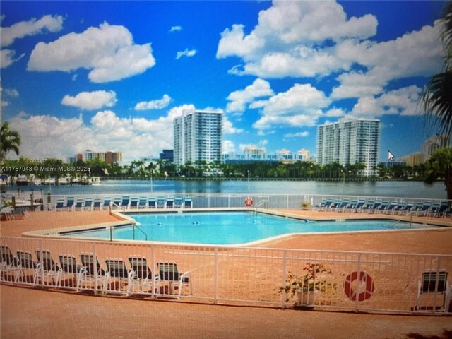 2910 Point E Dr Unit M414, Aventura, FL 33160 - community pool with a city view and a water view