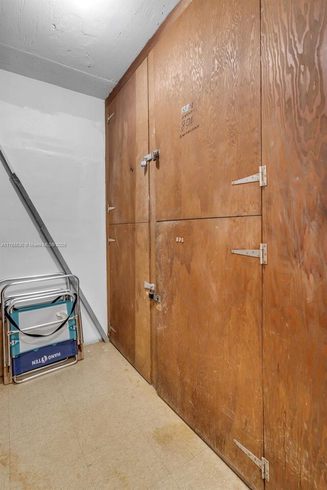 1904 S Ocean Dr Unit 801, Hallandale Beach, FL 33009 - interior space