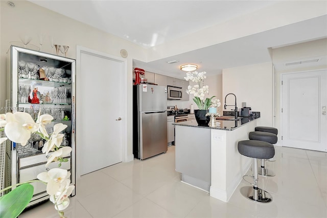 1861 NW S River Dr Unit 1803, Miami, FL 33125 - surrounding community with fence