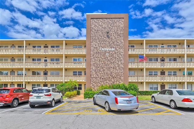 4032 Farnham O Unit 4032, Deerfield Beach, FL 33442 - view of apartment building / complex with uncovered parking