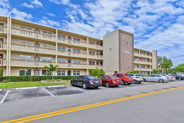 4032 Farnham O Unit 4032, Deerfield Beach, FL 33442 - view of apartment building / complex with uncovered parking