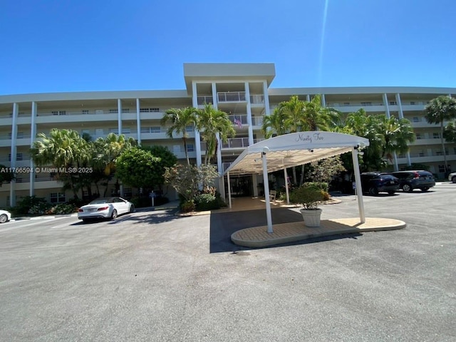 804 Cypress Blvd Unit 407, Pompano Beach, FL 33069 - view of property featuring uncovered parking