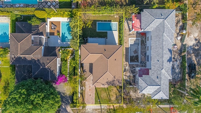 2523 Red Rd, Coral Gables, FL 33134 - aerial view of a pool area