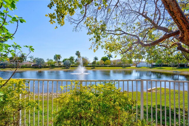 7807 NW 114th Pl, Doral, FL 33178 - water view