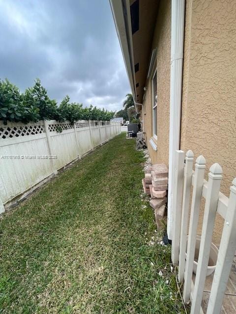 view of yard with fence
