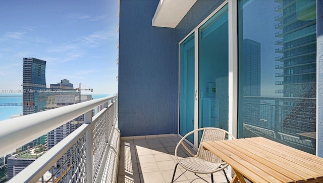 60 SW 13th St Unit 3820, Miami, FL 33130 - balcony featuring a water view