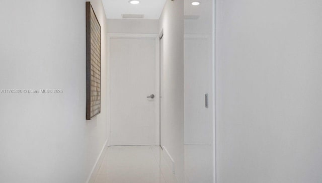 60 SW 13th St Unit 3820, Miami, FL 33130 - hall with baseboards and recessed lighting