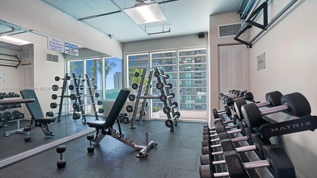 60 SW 13th St Unit 3820, Miami, FL 33130 - view of exercise room