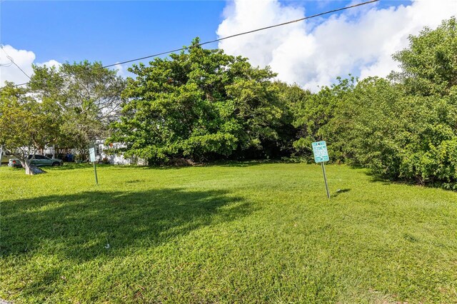 827 NE 14th Pl, Fort Lauderdale, FL 33304