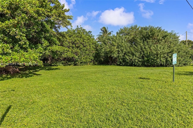 827 NE 14th Pl, Fort Lauderdale, FL 33304