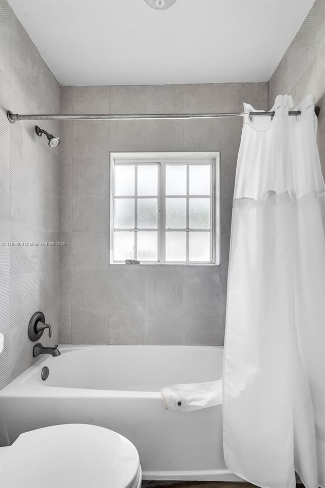 6400 Marlin Dr, Coral Gables, FL 33158 - bathroom with shower / bath combo with shower curtain and toilet