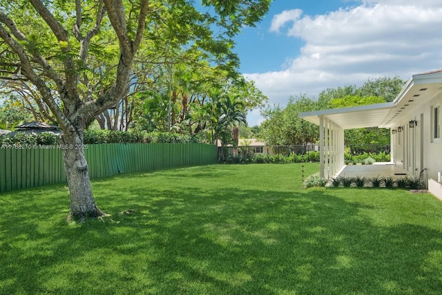 7640 SW 165th Ter, Palmetto Bay, FL 33157 - view of yard with a fenced backyard