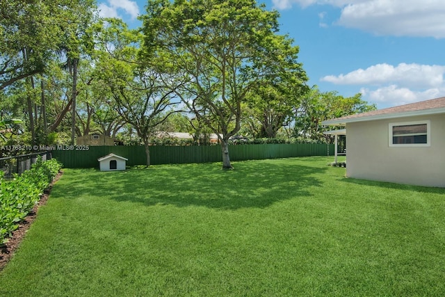 7640 SW 165th Ter, Palmetto Bay, FL 33157 - view of yard featuring a fenced backyard