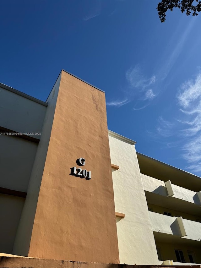 1201 NE 191st St Unit G313, Miami, FL 33179 - view of exterior details