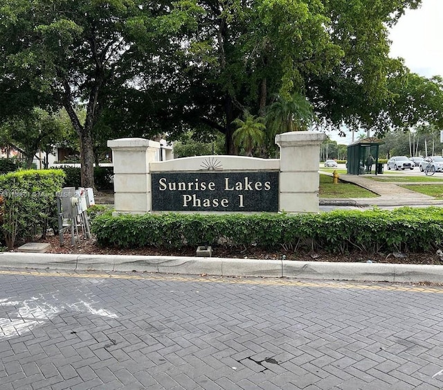 8101 N Sunrise Lakes Dr Unit 105, Sunrise, FL 33322 - view of community / neighborhood sign