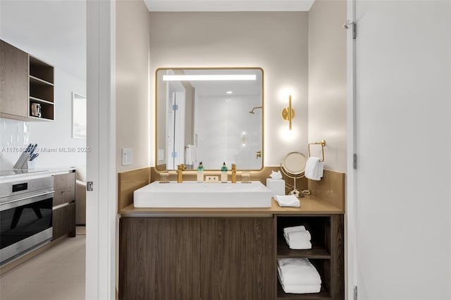 601 NE 1st Ave Unit 4814, Miami, FL 33132 - full bath featuring vanity and tile patterned floors